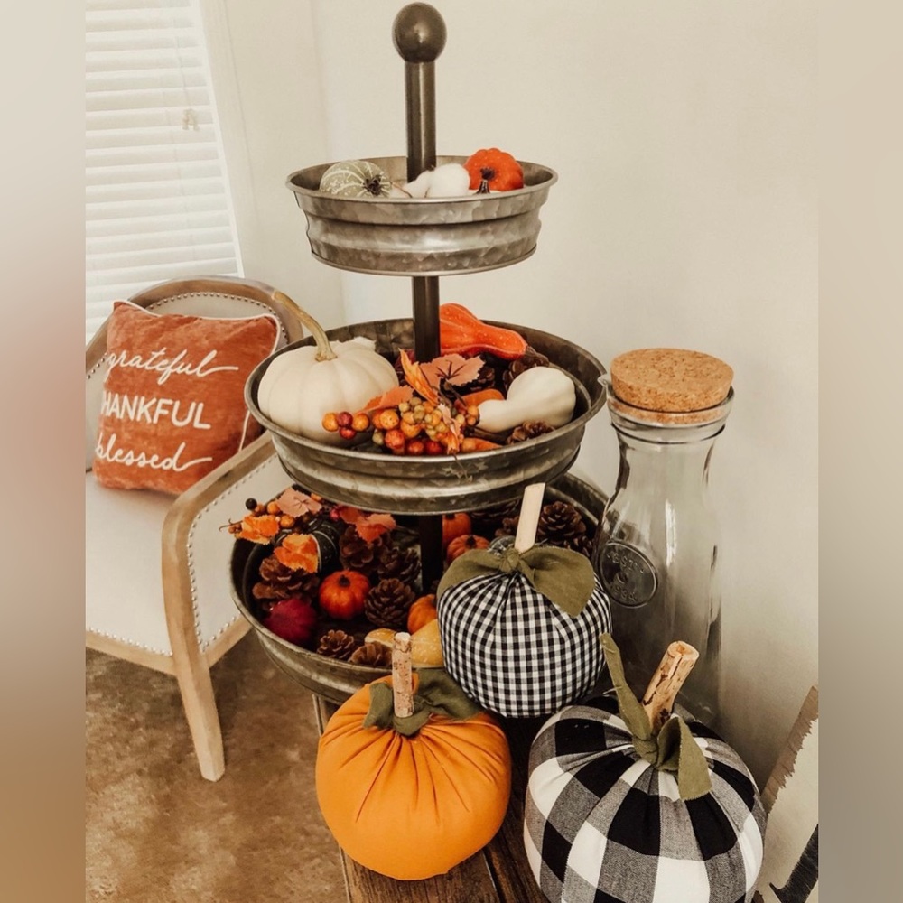 Fall Decor 26 Pinecones of Varying Sizes